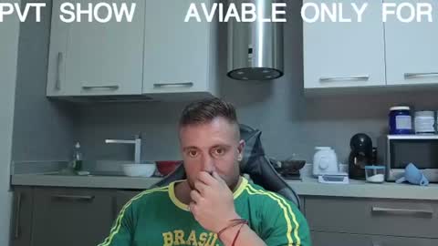 Snapshot of toro_arrapato chatting on 22, 6, 2026 toro_arrapato online show from 22, 6, 2026