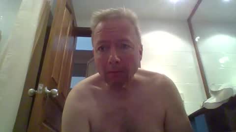 Snapshot of tosimies69 chatting on 23, 9, 2025 tosimies69 online show from 23, 9, 2025