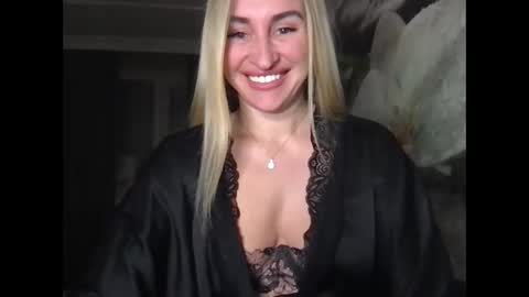 Snapshot of tosyna07555 chatting on 27, 2, 2025 tosyna07555 online show from 27, 2, 2025