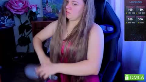   online show from 14, 10, 2025