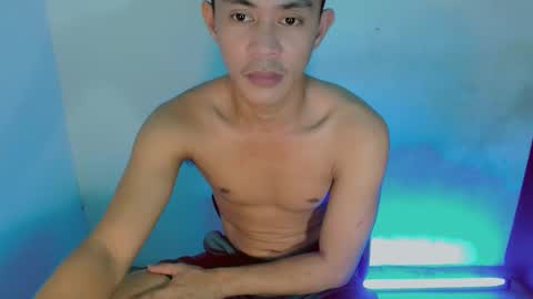 Snapshot of touch_of_alison chatting on 4, 1, 2025 Alison online show from 4, 1, 2025