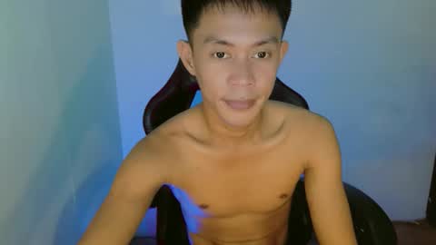 Snapshot of touch_of_alison chatting on 7, 10, 2025 Alison online show from 7, 10, 2025