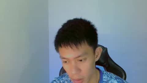 Snapshot of touch_of_alison chatting on 26, 10, 2025 Alison online show from 26, 10, 2025