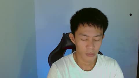 Snapshot of touch_of_alison chatting on 2, 11, 2025 Alison online show from 2, 11, 2025