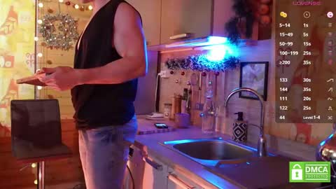 Snapshot of touch_of_eros chatting on 26, 12, 2024 Paul online show from 26, 12, 2024