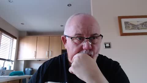 Snapshot of touchwood25 chatting on 28, 4, 2026 TOUCHWOOD25 online show from 28, 4, 2026