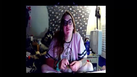 Toxiclove1311 online show from 20, 10, 2025