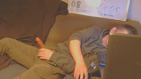 Toyboy online show from 8, 11, 2025