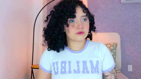 tracielowe_w online show from 3, 12, 2025