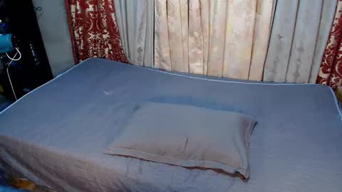 Gigi online show from 15, 4, 2026