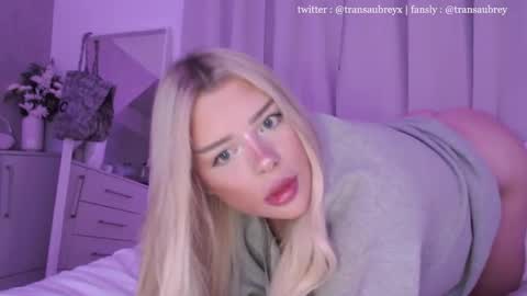 Snapshot of transaubrey chatting on 6, 10, 2025 aubrey 3 online show from 6, 10, 2025