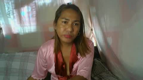 transhottie28 online show from 6, 3, 2025