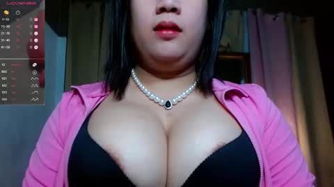 travelergirl online show from 10, 5, 2026