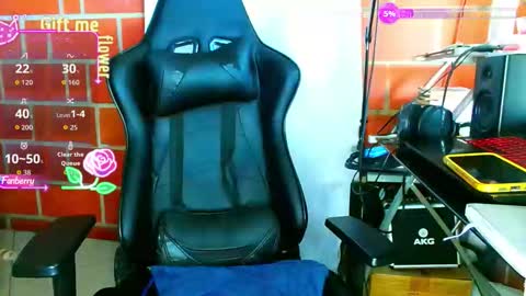 TRAVIS. online show from 31, 1, 2026