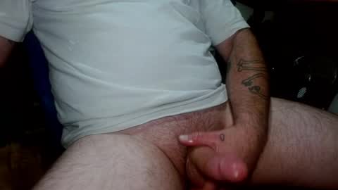 Snapshot of treasured_trash chatting on 15, 5, 2026 Dilly Dally online show from 15, 5, 2026
