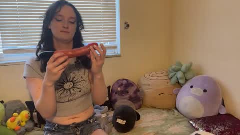 treecups online show from 27, 2, 2026