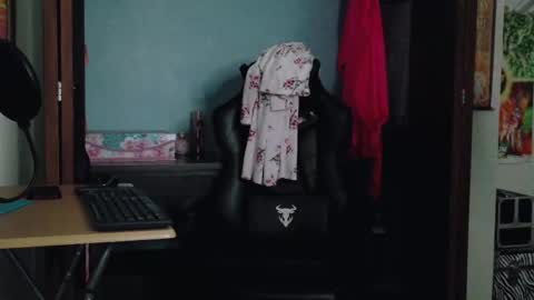 TreeJeanne online show from 22, 9, 2025