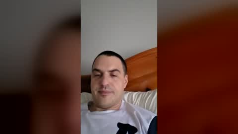 Snapshot of treerico42 chatting on 19, 7, 2026 treerico42 online show from 19, 7, 2026