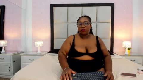 Treisy Vixen big ass online show from 8, 7, 2026