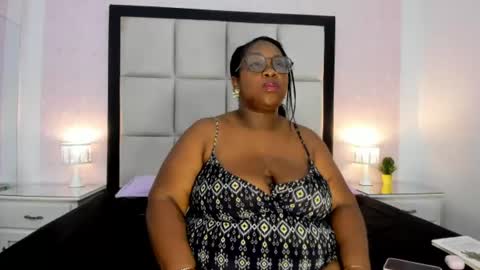 Treisy Vixen big ass online show from 24, 7, 2026