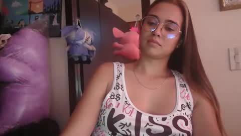Snapshot of triana_bell chatting on 30, 4, 2026 triana_bell online show from 30, 4, 2026