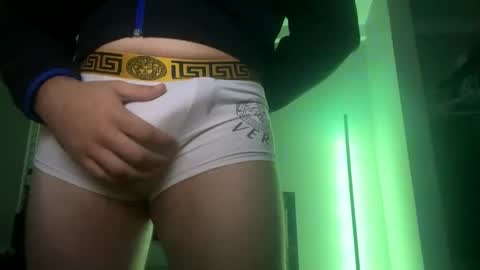 Snapshot of tricklydickly2 chatting on 4, 12, 2024 tricklydickly2 online show from 4, 12, 2024