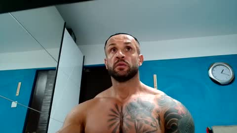 Snapshot of tridentmuscles chatting on 20, 10, 2025 tridentmuscles online show from 20, 10, 2025