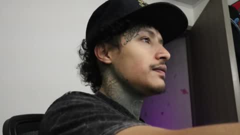 - trieone online show from 14, 10, 2025