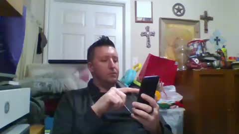 Snapshot of trillnonymau5 chatting on 20, 1, 2025 trillnonymau5 online show from 20, 1, 2025