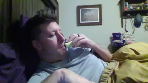 Snapshot of trillnonymau5 chatting on 22, 2, 2025 trillnonymau5 online show from 22, 2, 2025