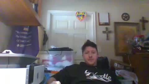 Snapshot of trillnonymau5 chatting on 24, 2, 2025 trillnonymau5 online show from 24, 2, 2025