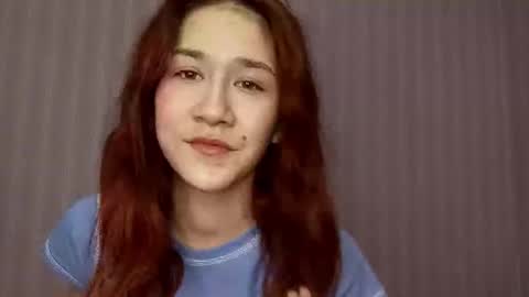 Snapshot of trinhposter chatting on 15, 12, 2025 Cate online show from 15, 12, 2025