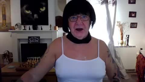 trinity1011 online show from 27, 10, 2025