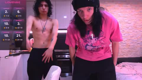 Max  online show from 9, 2, 2026