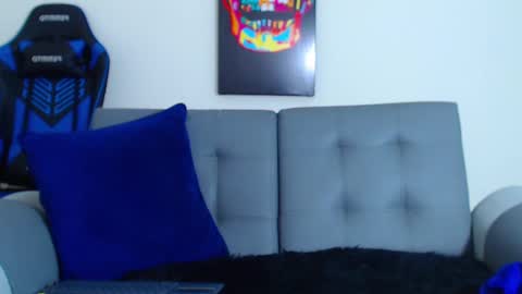 Snapshot of tristan_bm chatting on 2, 3, 2025 tristan bm online show from 2, 3, 2025