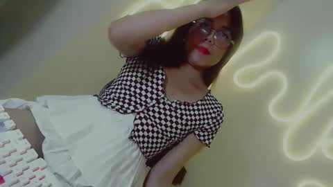 trixie_foxslut online show from 17, 1, 2026