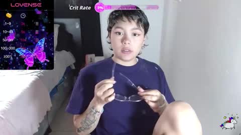 Snapshot of trixie_tangg chatting on 14, 11, 2025 Kitty online show from 14, 11, 2025