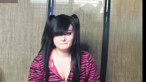 Snapshot of trixiedoescamcam chatting on 27, 1, 2025 trixiedoescamcam online show from 27, 1, 2025