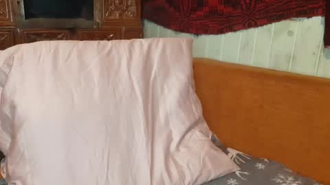 Troncq online show from 25, 2, 2025