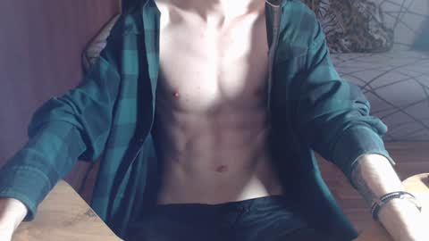 Snapshot of trone41 chatting on 5, 12, 2024 I POST MY FUCKING VIDEOS AND PICS    online show from 5, 12, 2024