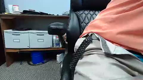 Snapshot of trouhble chatting on 4, 5, 2026 Trouhble online show from 4, 5, 2026