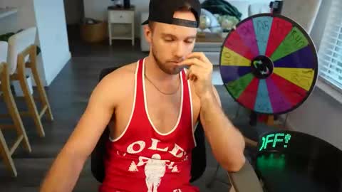 Snapshot of troy_greenxo chatting on 21, 5, 2026 Troy Green online show from 21, 5, 2026