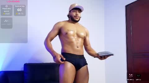 Snapshot of troy_lee1 chatting on 24, 6, 2026 online show from 24, 6, 2026