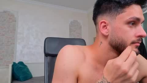 TroyWade online show from 11, 5, 2026
