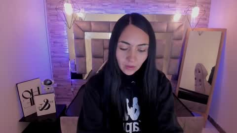   online show from 12, 3, 2025