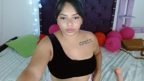 trululuygomitas online show from 26, 2, 2025