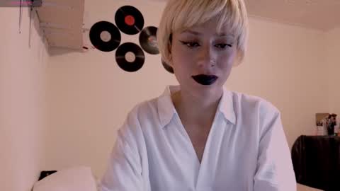 Snapshot of tryp666 chatting on 6, 11, 2025 Cait online show from 6, 11, 2025