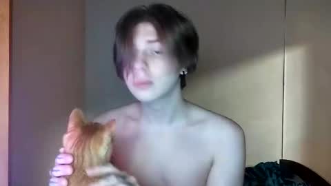 Emilum online show from 15, 2, 2025