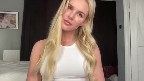 ts britneyx online show from 25, 9, 2025