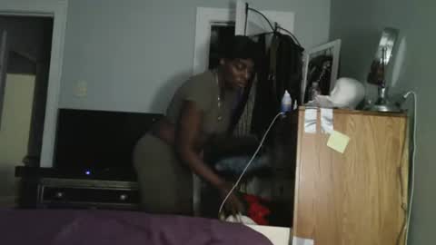 Amber White online show from 16, 4, 2026